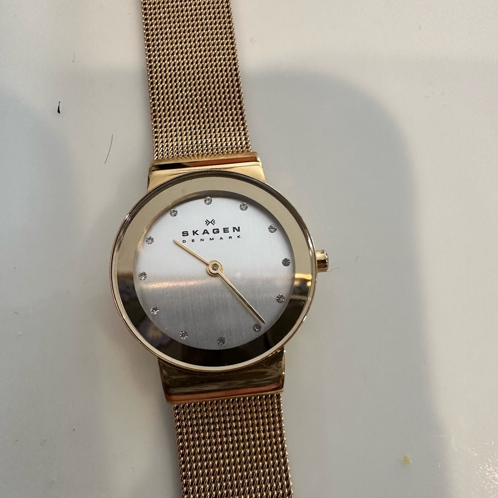 Skagen gold ladies w battery